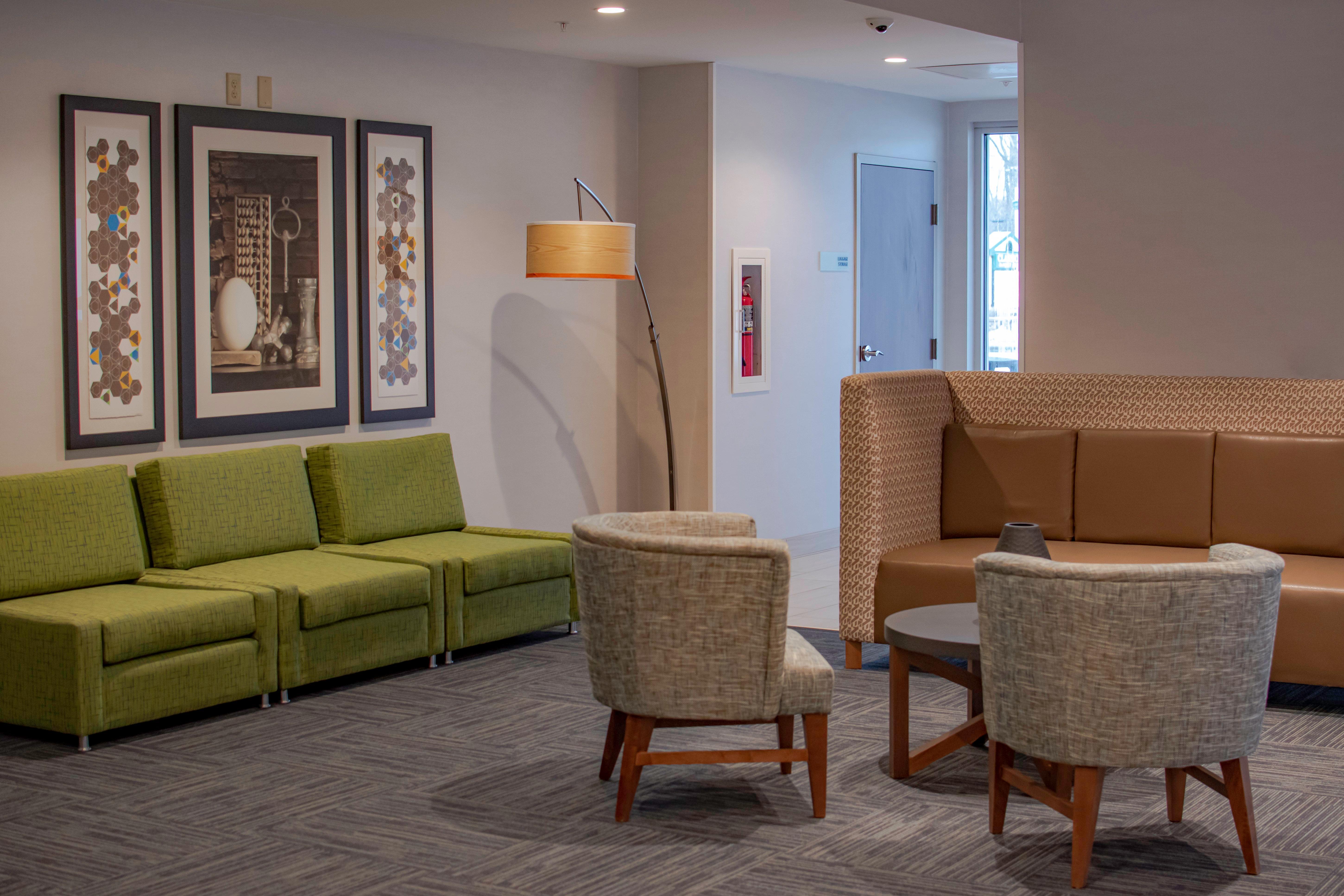 Express & - Buffalo Area By Ihg 3*