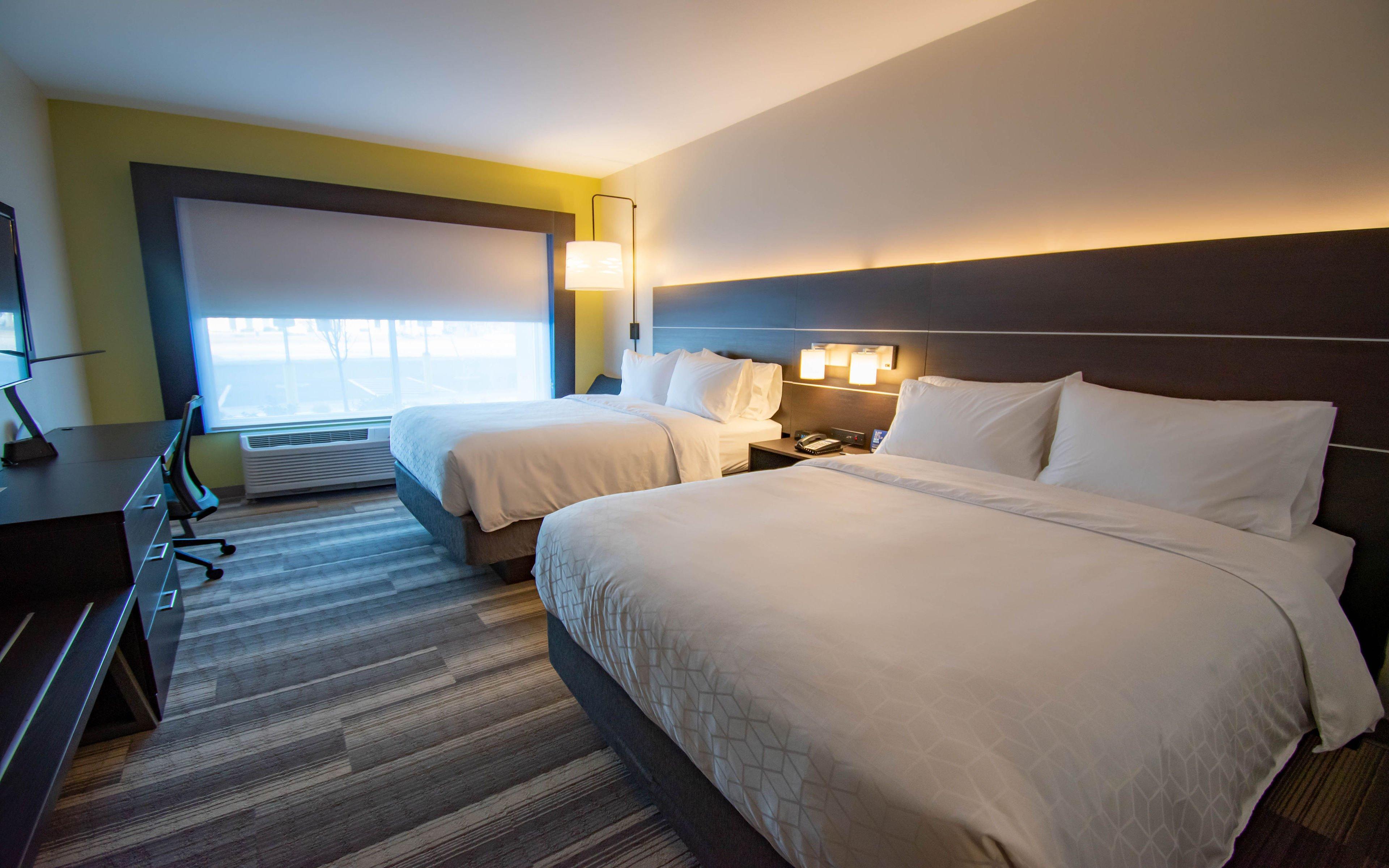 Express & - Buffalo Area By Ihg