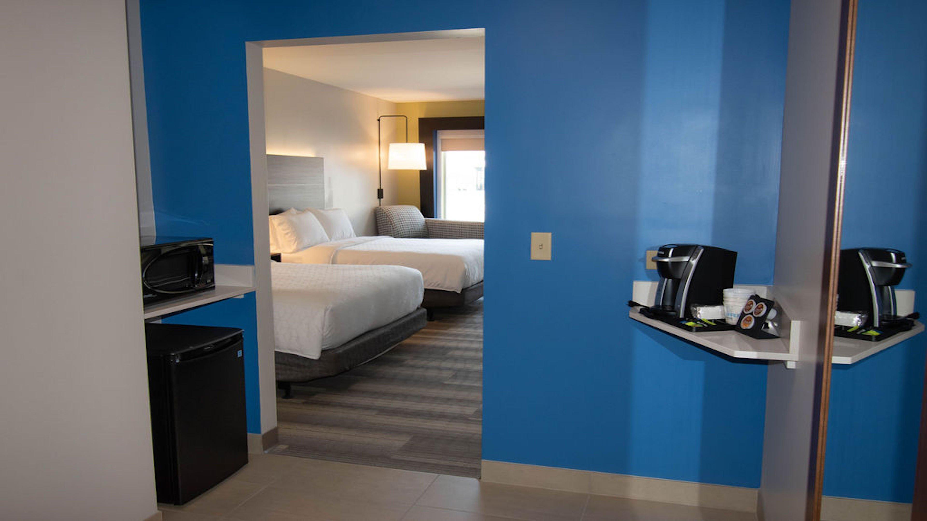 Express & - Buffalo Area By Ihg Hotel 3*